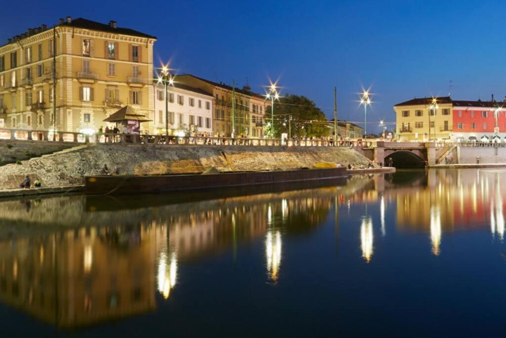 Daniela'S Spazioso Appartamento Ai Navigli ميلان المظهر الخارجي الصورة